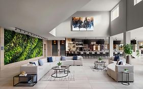 The Westin Calgary Airport